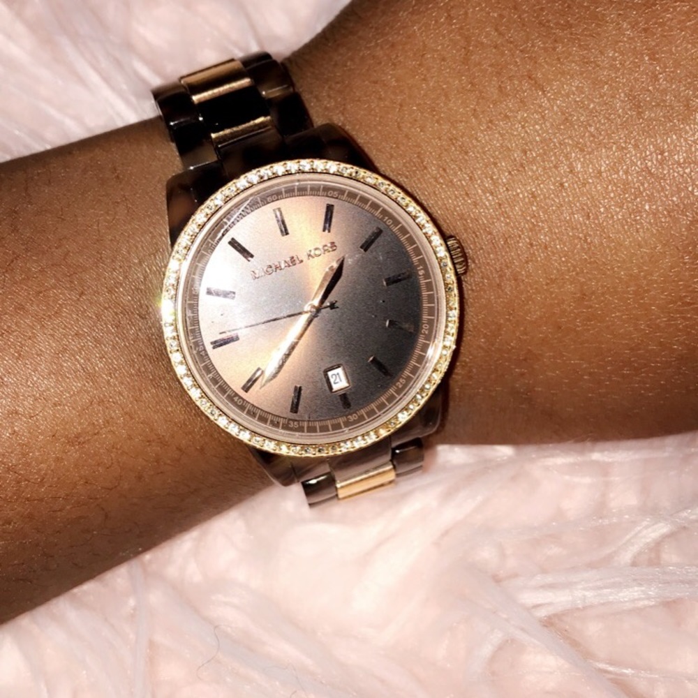 Michael Kors Brown Marble Watch - Picture 2 of 6